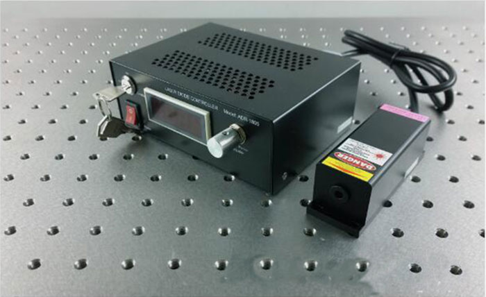 375nm 180mW Semiconductor Laser Multimode UV Laser Output Power Adjustable